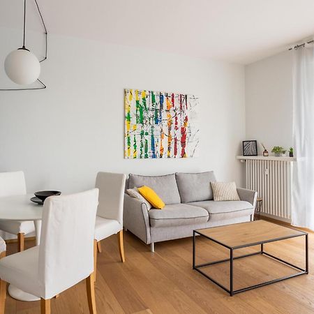 Suite 51 Appartamento Con Terrazzo A 50 Mt Dal Lago - Private Parking (Adults Only) Arona Bagian luar foto
