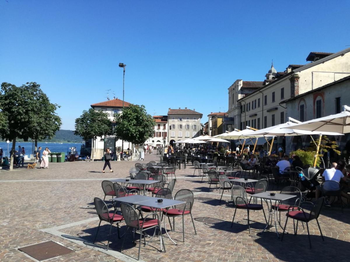 Suite 51 Appartamento Con Terrazzo A 50 Mt Dal Lago - Private Parking (Adults Only) Arona Bagian luar foto