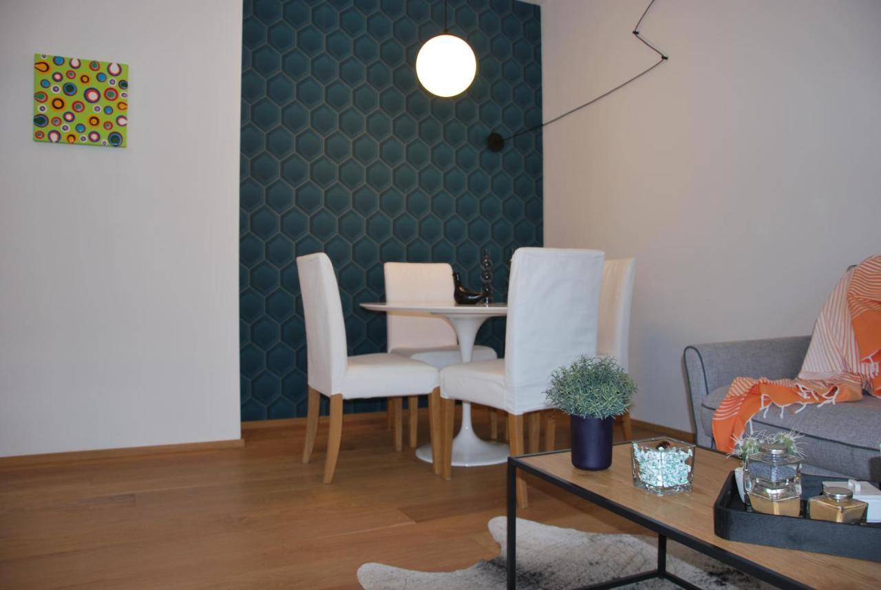 Suite 51 Appartamento Con Terrazzo A 50 Mt Dal Lago - Private Parking (Adults Only) Arona Bagian luar foto