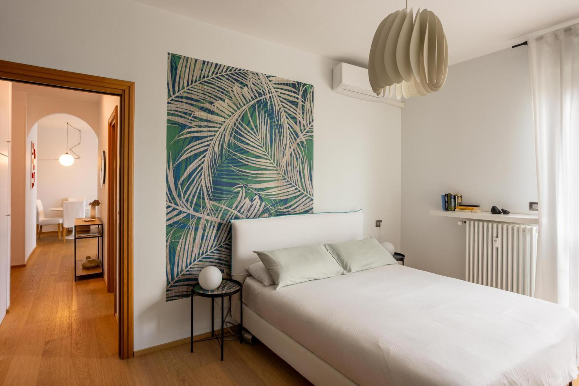 Suite 51 Appartamento Con Terrazzo A 50 Mt Dal Lago - Private Parking (Adults Only) Arona Bagian luar foto