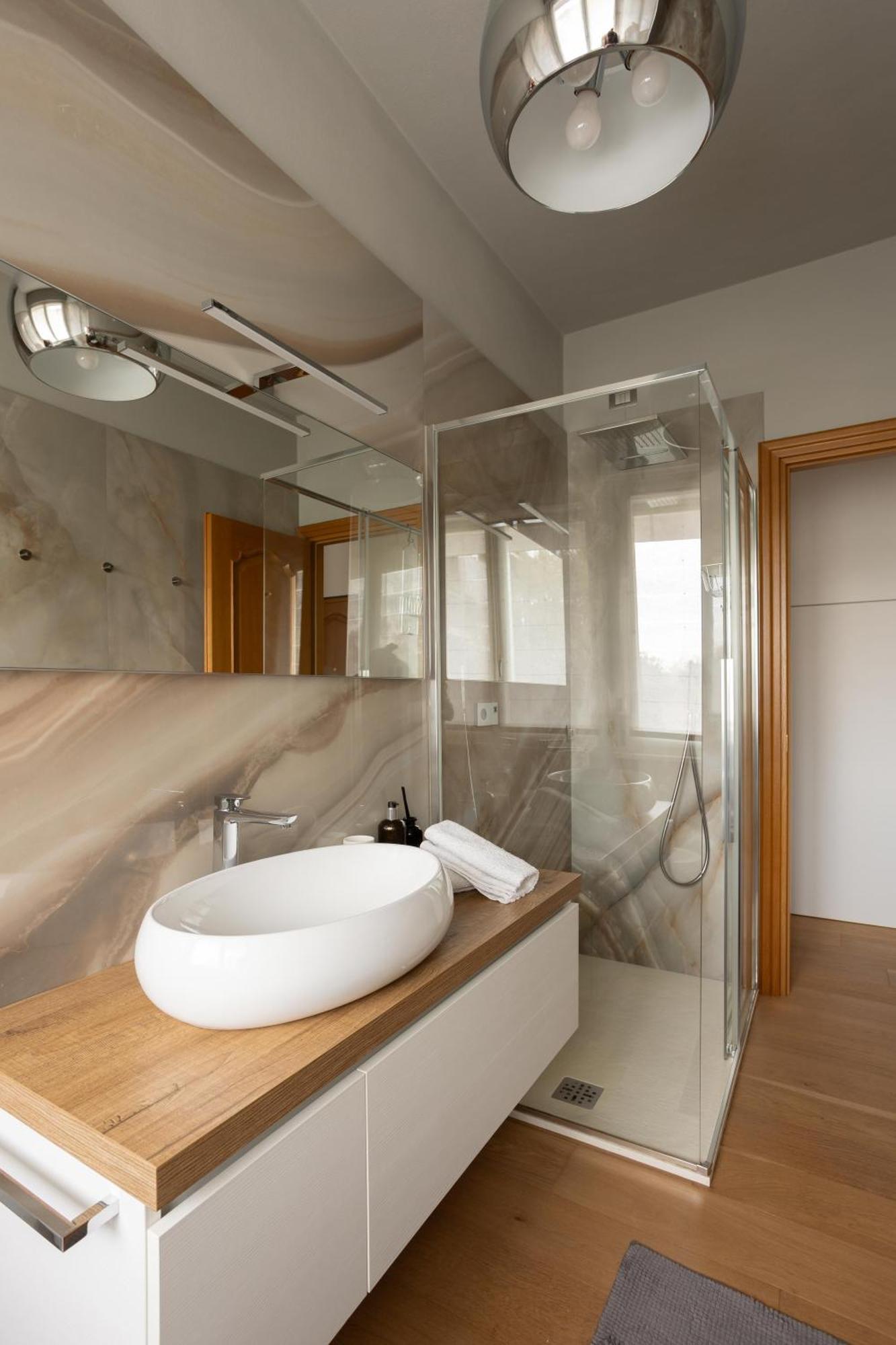 Suite 51 Appartamento Con Terrazzo A 50 Mt Dal Lago - Private Parking (Adults Only) Arona Bagian luar foto